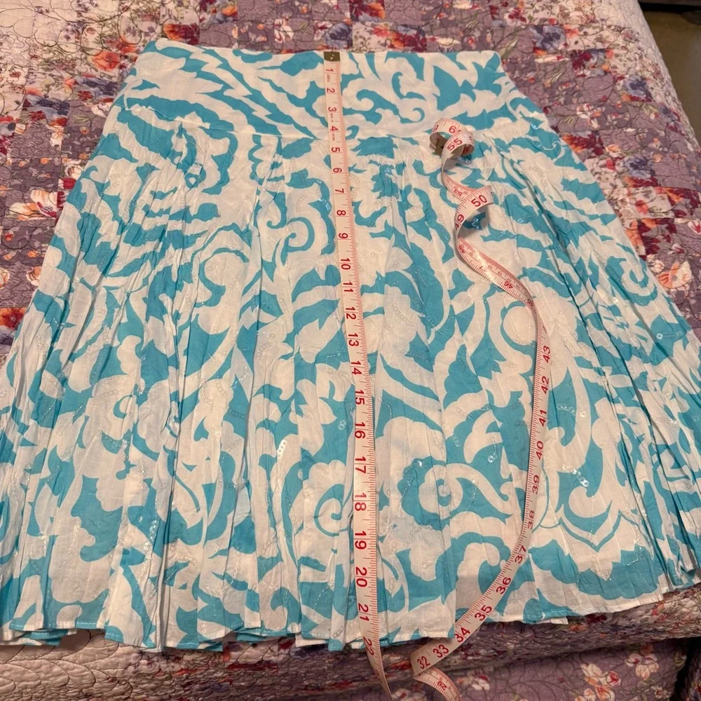 INC International Concept Blue and White Patterned Women's Skirt Size: 6